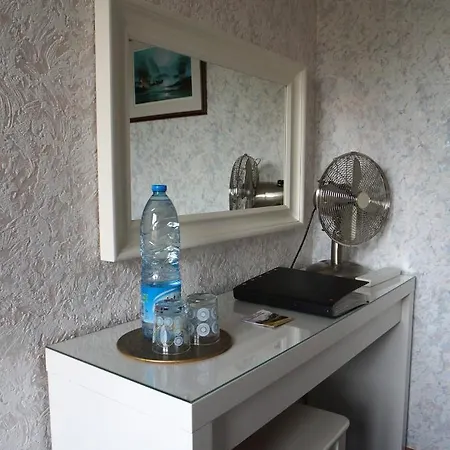 The Silent Picket 4* Martinpuich