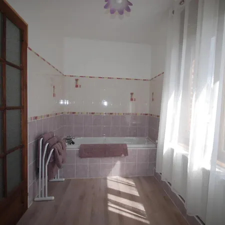 The Silent Picket 4* Martinpuich